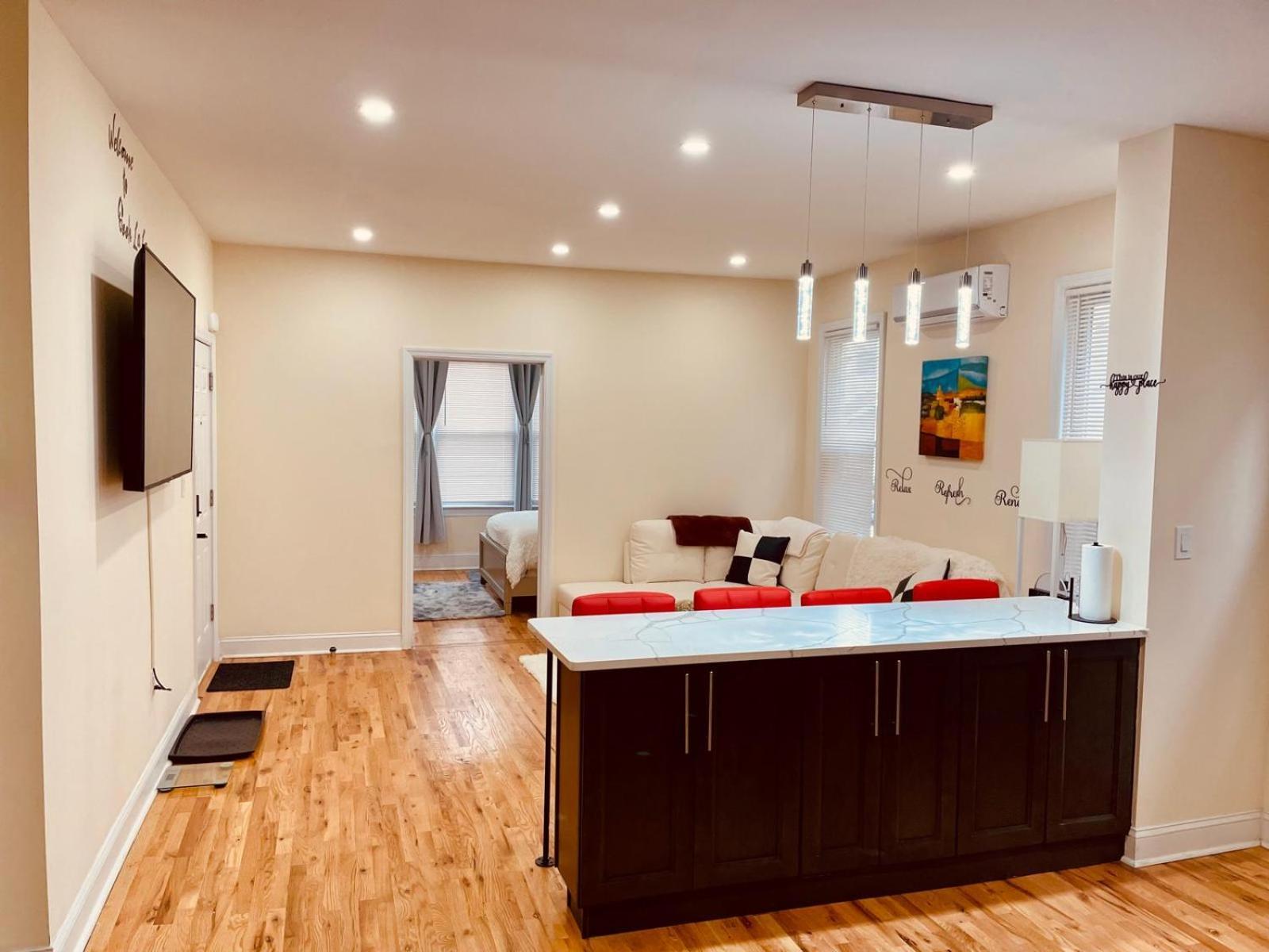 Апартаменти Ooohlala! 2 Beds And 2 Full Baths W/Free Parking Ньюарк Екстер'єр фото