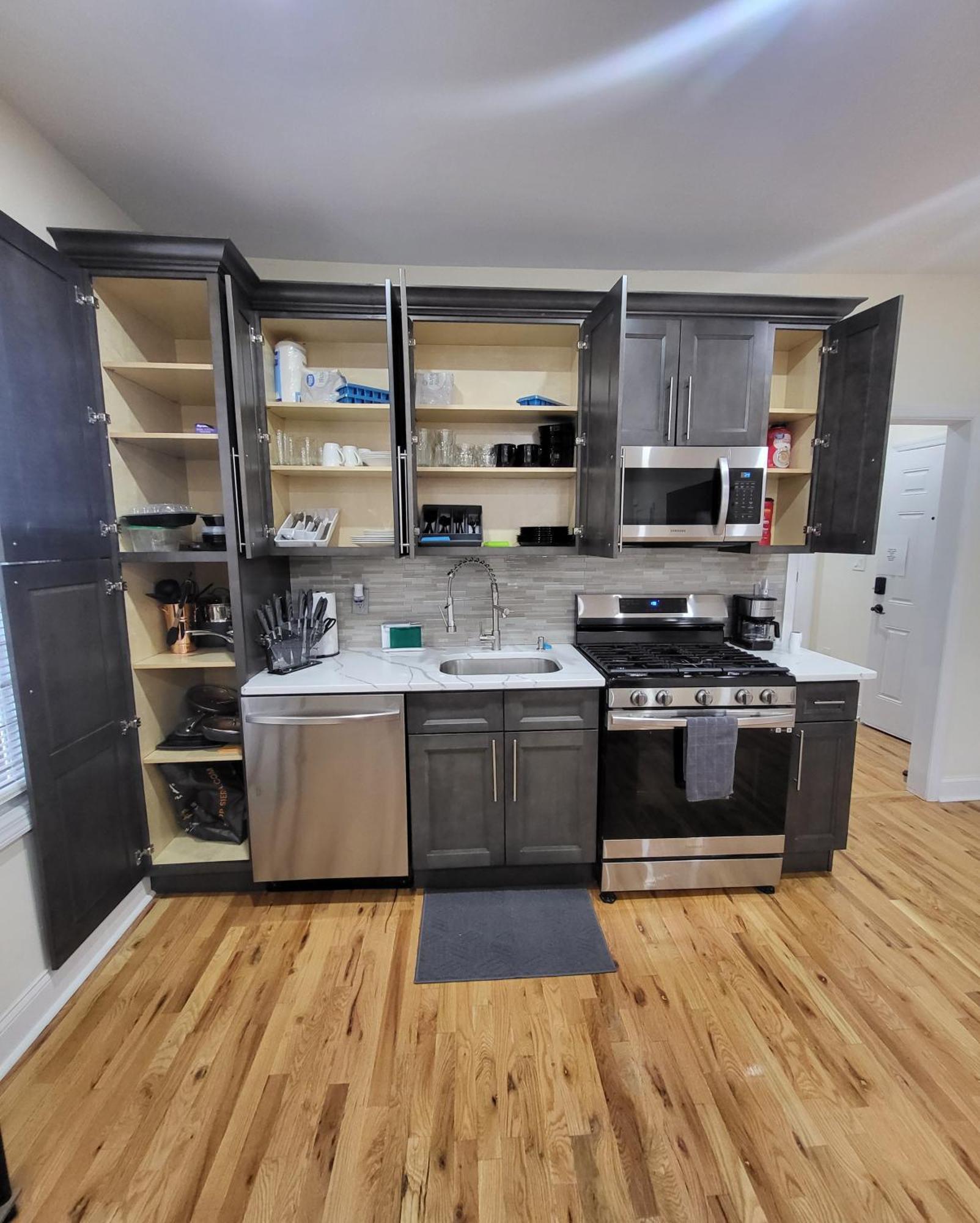 Апартаменти Ooohlala! 2 Beds And 2 Full Baths W/Free Parking Ньюарк Екстер'єр фото